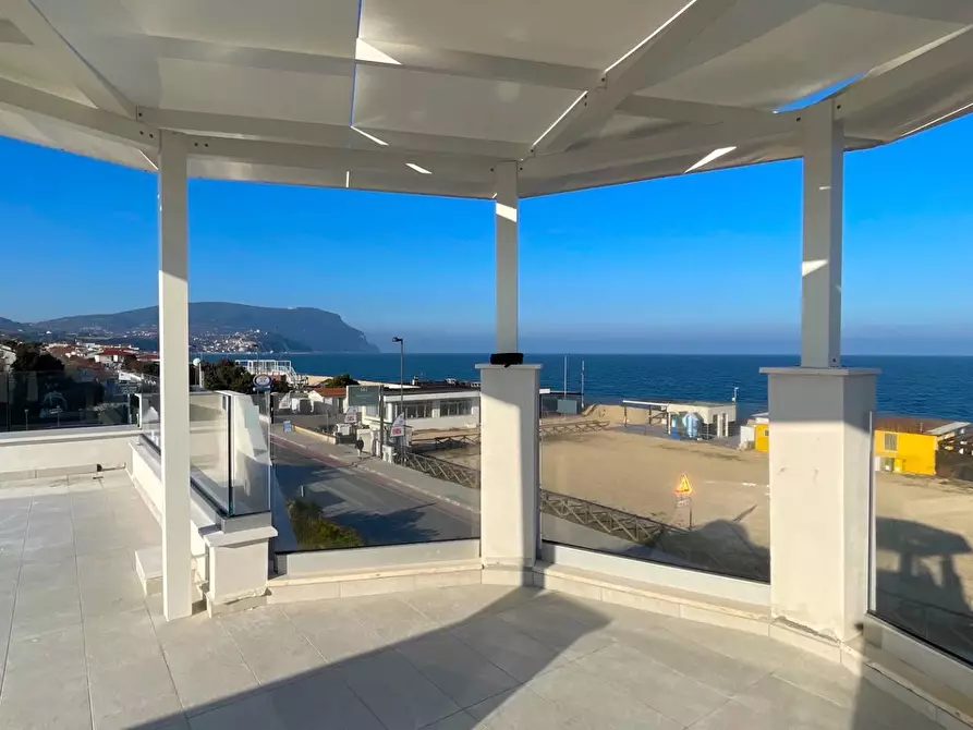 Immagine 7 di Villa in vendita  in Via Litoranea - Complesso Costa Conero a Numana