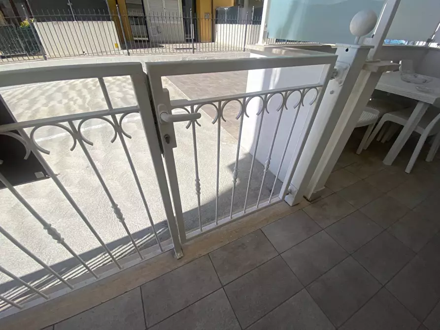 Immagine 26 di Appartamento in vendita  in Via Manzini a San Benedetto Del Tronto