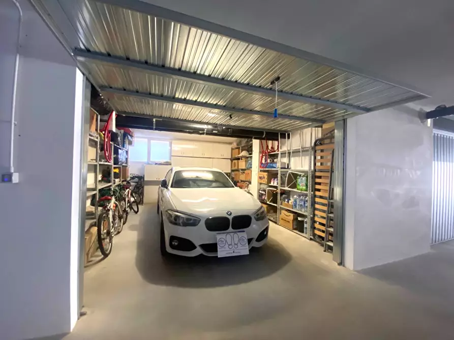 Immagine 19 di Appartamento in vendita  in Via Manzini a San Benedetto Del Tronto