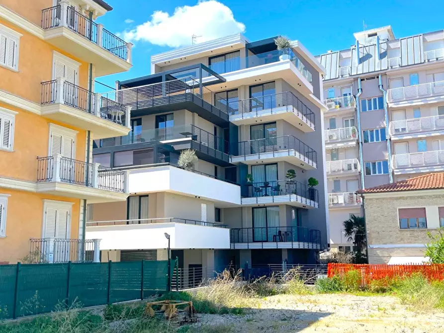 Immagine 3 di Appartamento in vendita  in Vicolo Ovidio a San Benedetto Del Tronto