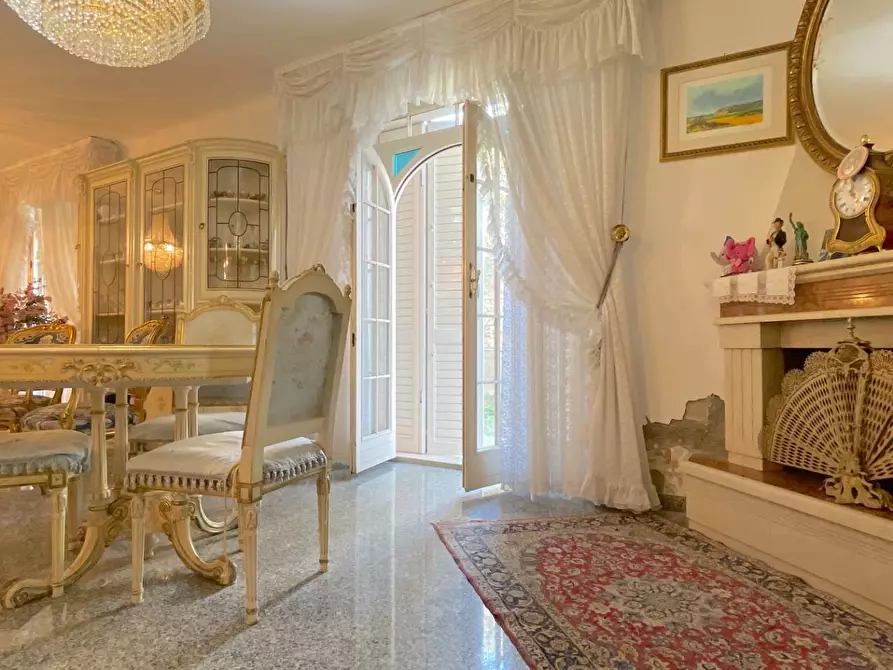 Immagine 12 di Appartamento in vendita  in Via Vittorio Alfieri a San Benedetto Del Tronto