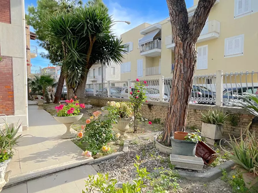 Immagine 14 di Appartamento in vendita  in Via Vittorio Alfieri a San Benedetto Del Tronto