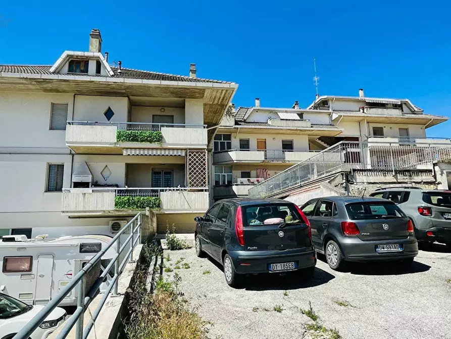 Immagine 1 di Appartamento in vendita  in Via Della Stazione a Colli Del Tronto
