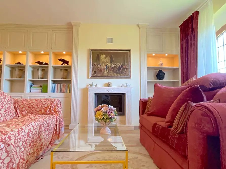 Immagine 16 di Rustico / casale in vendita  in Contrada Lame a Force