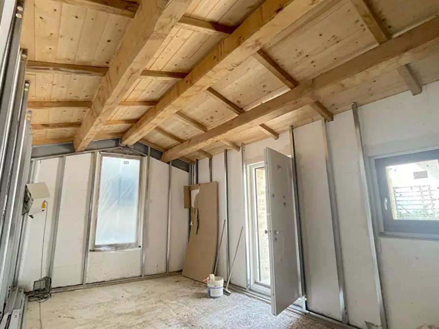 Immagine 5 di Casa indipendente in vendita  in Via Degli Orti a San Benedetto Del Tronto