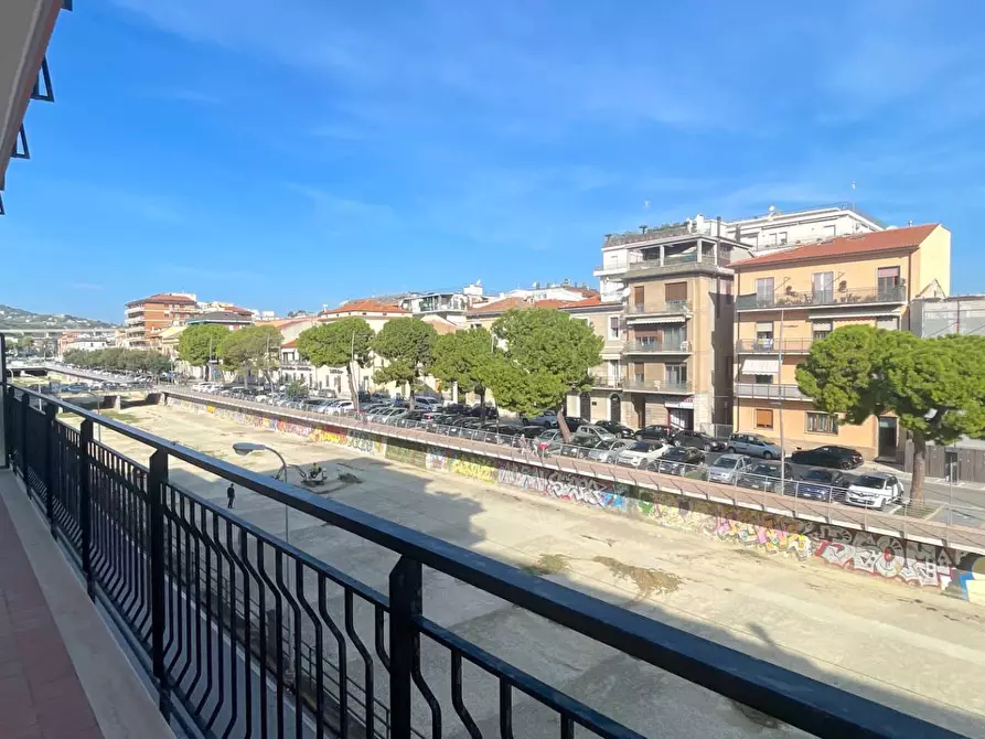 Immagine 9 di Appartamento in vendita  in Via Montello a San Benedetto Del Tronto