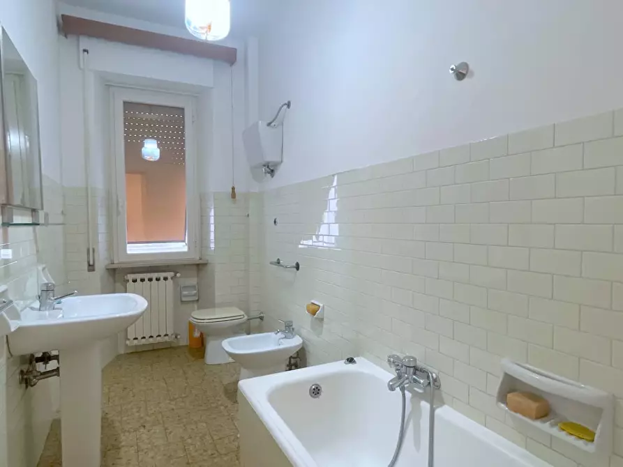 Immagine 17 di Appartamento in vendita  in Via Montello a San Benedetto Del Tronto