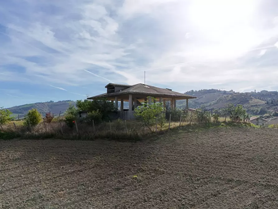 Immagine 26 di Villa in vendita  in Contrada Tronto (zona San Martino ) a Ancarano