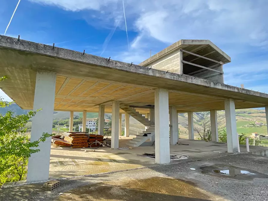 Immagine 24 di Villa in vendita  in Contrada Tronto (zona San Martino ) a Ancarano