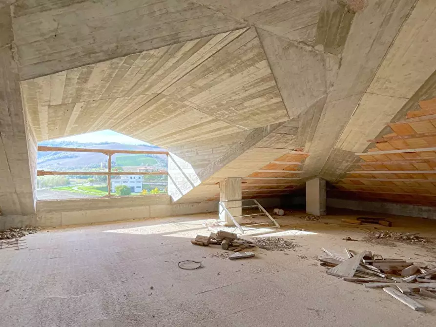 Immagine 27 di Villa in vendita  in Contrada Tronto (zona San Martino ) a Ancarano