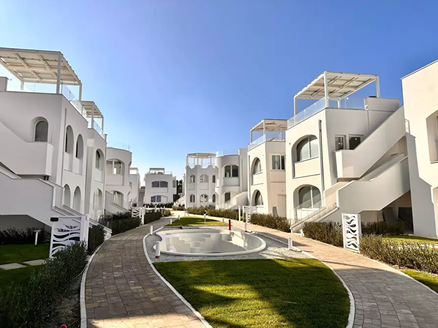 Immagine 27 di Villa in vendita  in Via Litoranea - Complesso Costa Conero a Numana