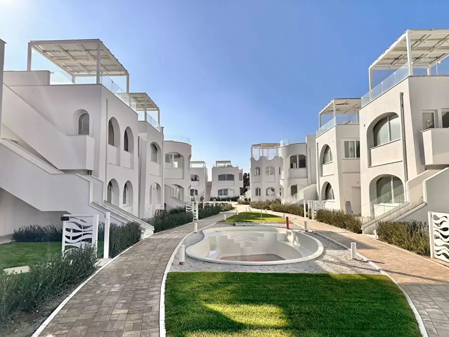 Immagine 24 di Villa in vendita  in Via Litoranea - Complesso Costa Conero a Numana