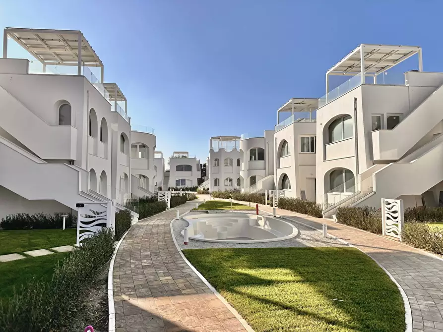 Immagine 22 di Appartamento in vendita  in Via Litoranea - Complesso Costa Conero a Numana