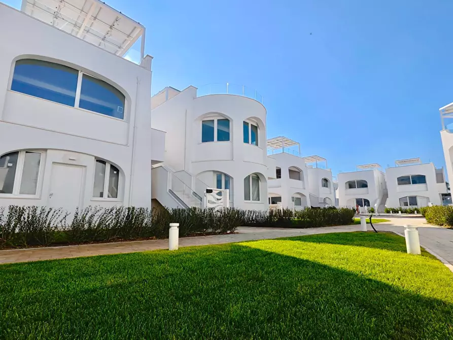 Immagine 12 di Appartamento in vendita  in Via Litoranea - Complesso Costa Conero a Numana