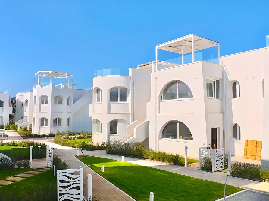 Immagine 21 di Appartamento in vendita  in Via Litoranea - Complesso Costa Conero a Numana