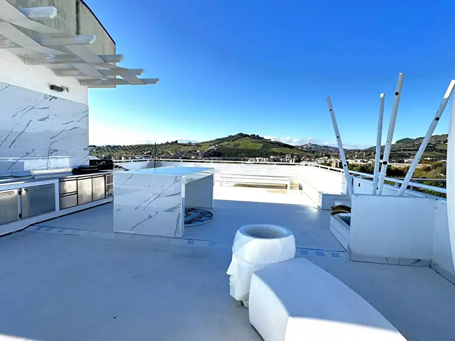 Immagine 26 di Appartamento in vendita  in Via Amilcare Ponchielli a San Benedetto Del Tronto