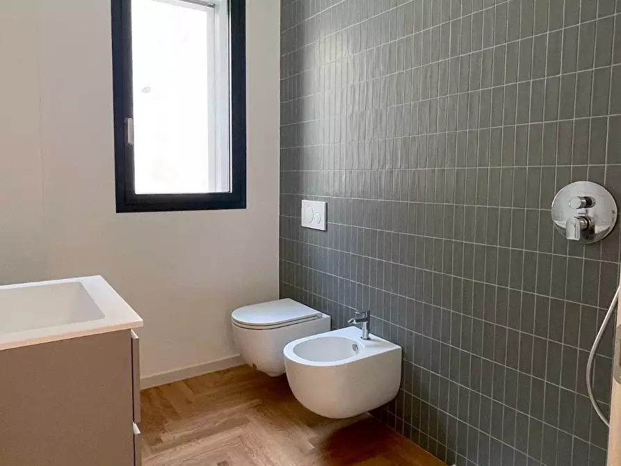 Immagine 17 di Appartamento in vendita  in Via Ponchielli a San Benedetto Del Tronto