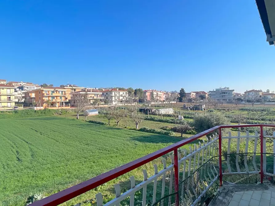 Immagine 21 di Appartamento in vendita  in Via delle Rose a Monteprandone