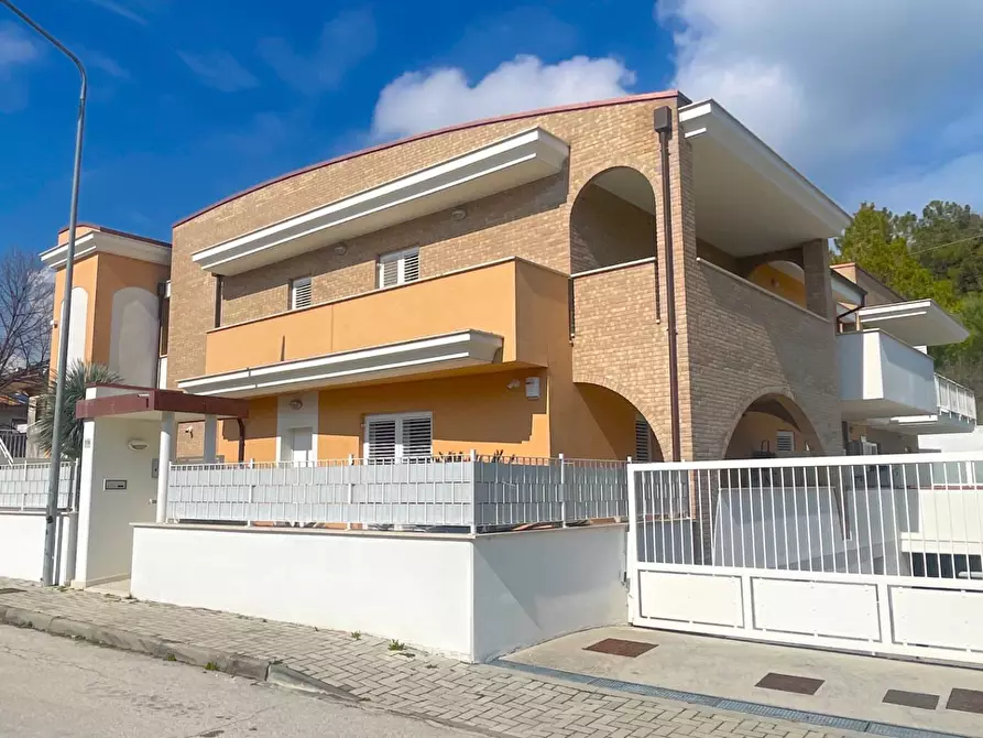 Immagine 24 di Appartamento in vendita  in Via Degli Oleandri a Ripatransone