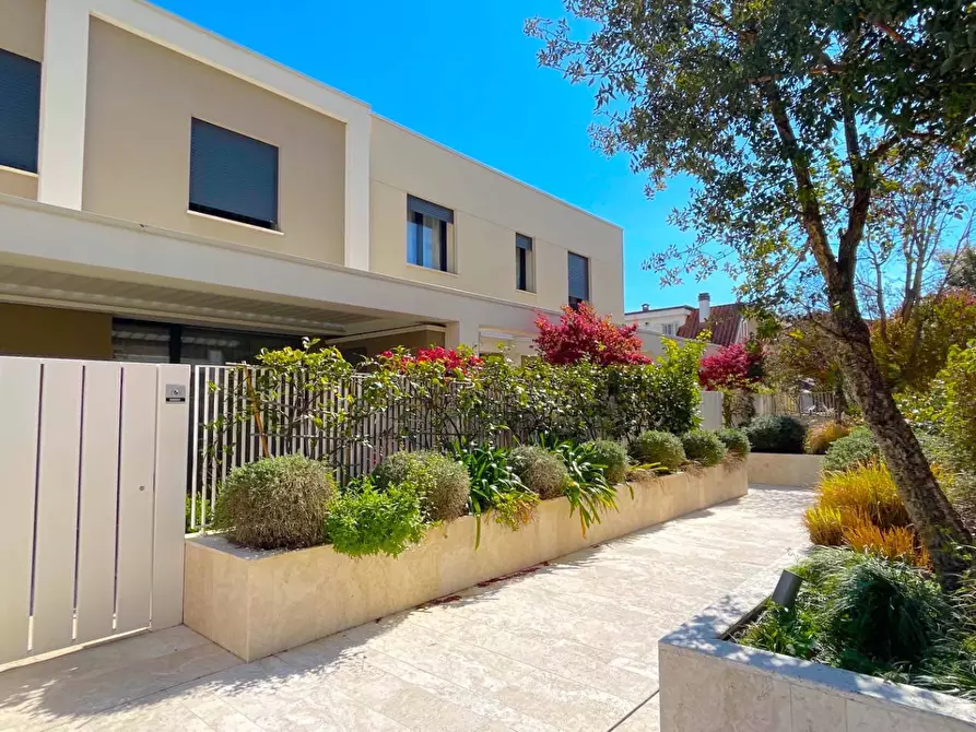 Immagine 26 di Villetta a schiera in vendita  in Via P.S. Damiani a San Benedetto Del Tronto