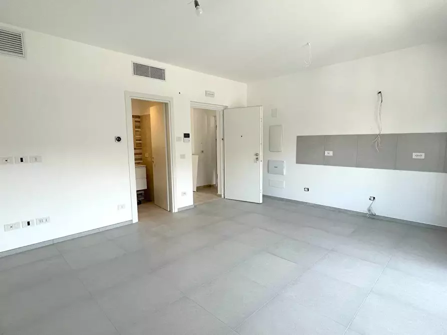 Immagine 6 di Appartamento in vendita  in Via Silvio Pellico a San Benedetto Del Tronto