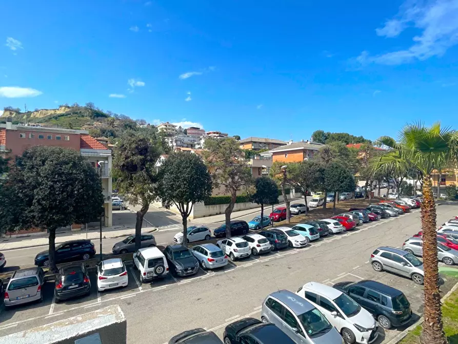 Immagine 13 di Appartamento in vendita  in Via Silvio Pellico a San Benedetto Del Tronto