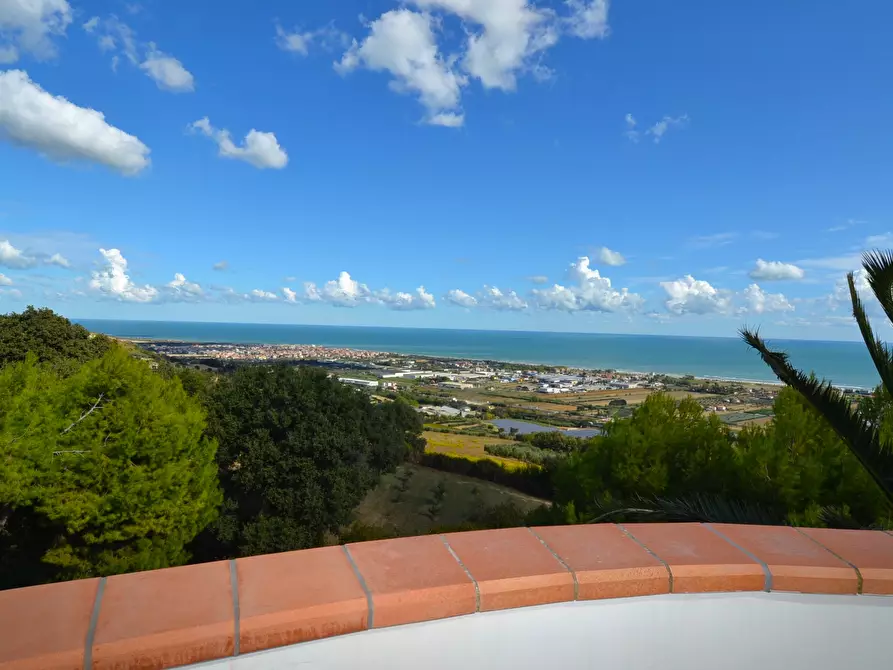 Immagine 20 di Villa in vendita  in Collina residenziale a Colonnella