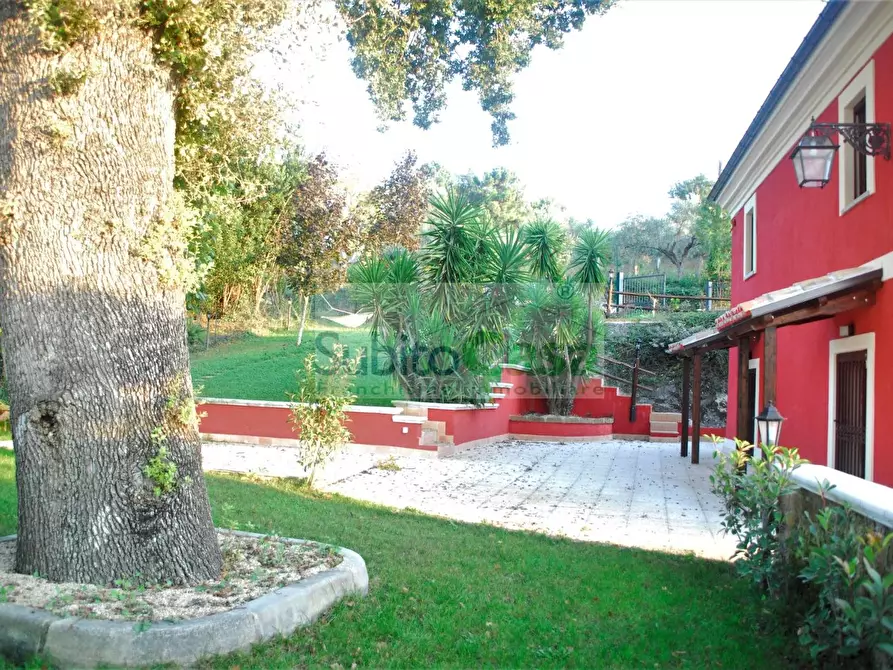 Immagine 1 di Villa in vendita  in Via Lazio a San Giovanni Teatino