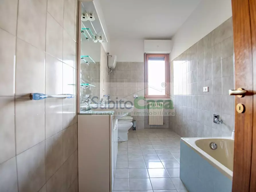 Immagine 11 di Appartamento in vendita  in Via Dei Frentani a Chieti