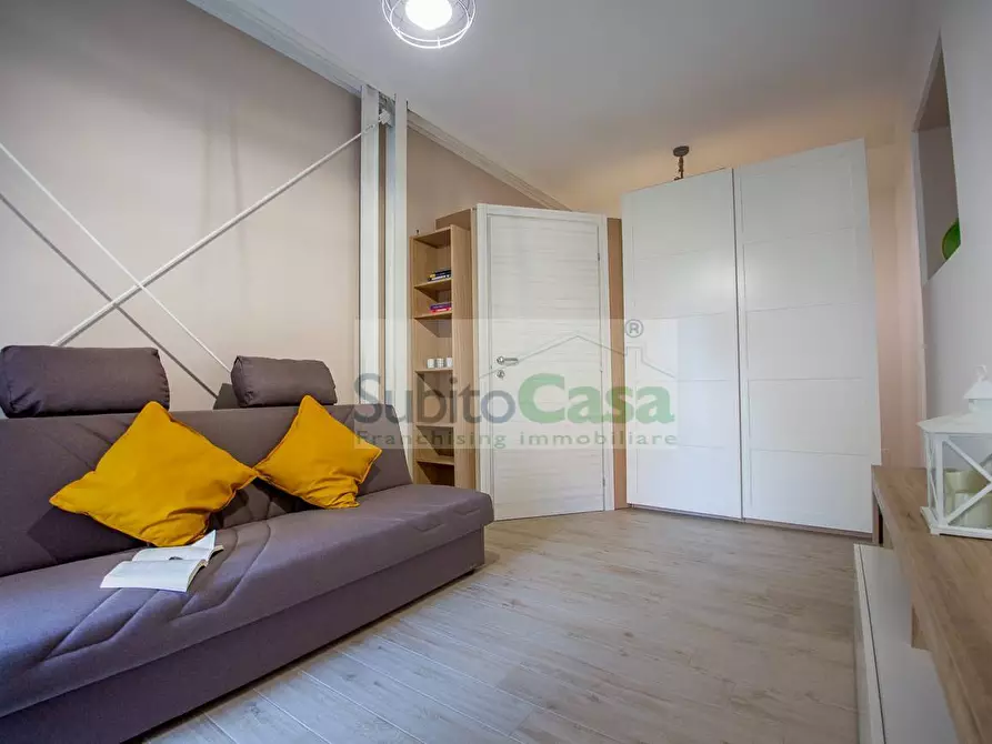 Immagine 26 di Villa in affitto  in Via B. Croce a Chieti