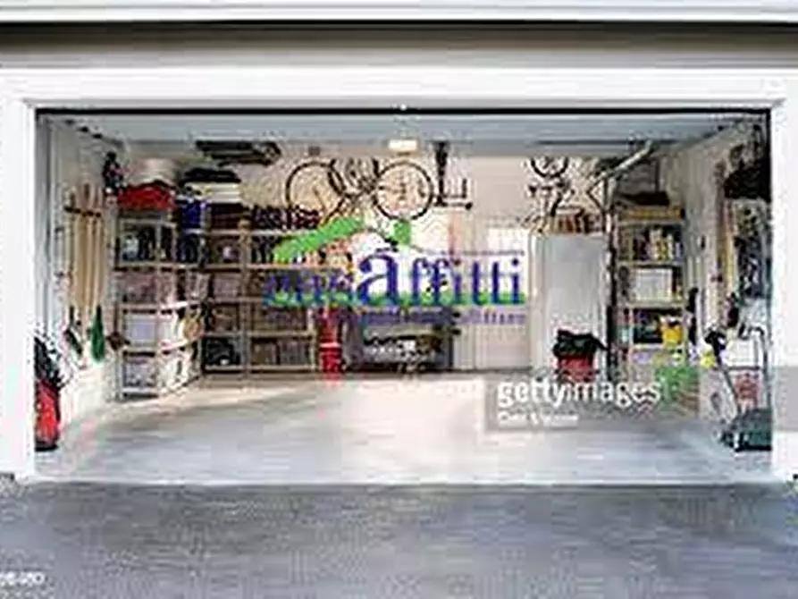 Immagine 19 di Box auto in affitto  in Via Papa Giovanni Paolo ii a Chieti