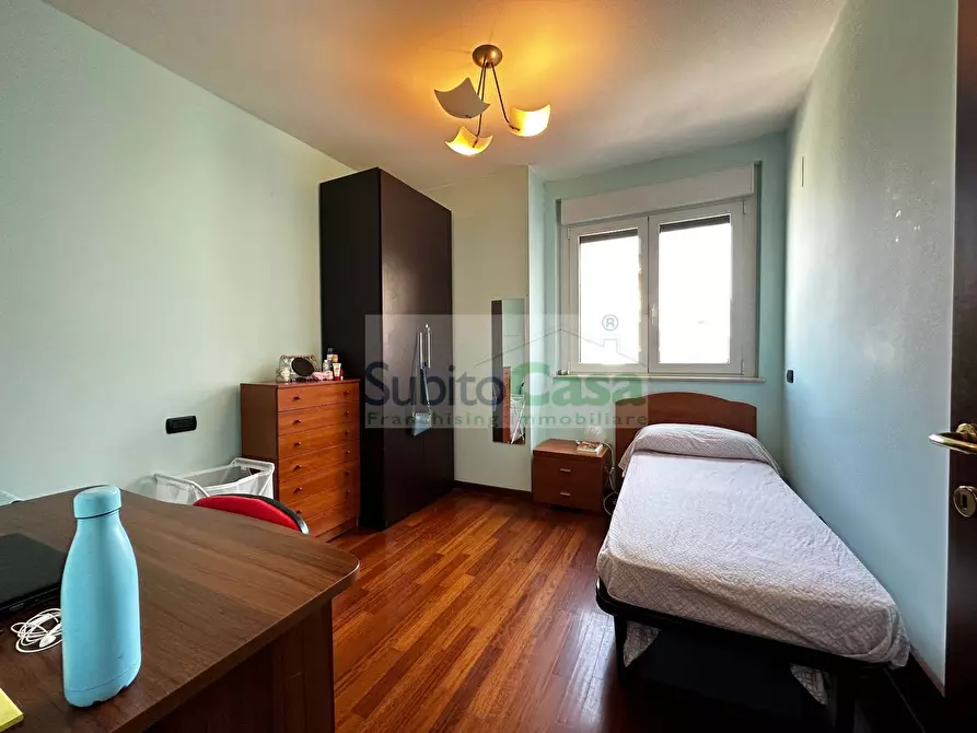 Immagine 15 di Appartamento in vendita  in Piazza Marconi a Chieti