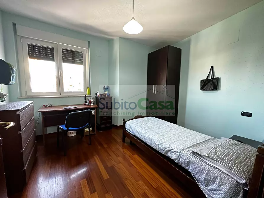 Immagine 22 di Appartamento in vendita  in Piazza Marconi a Chieti