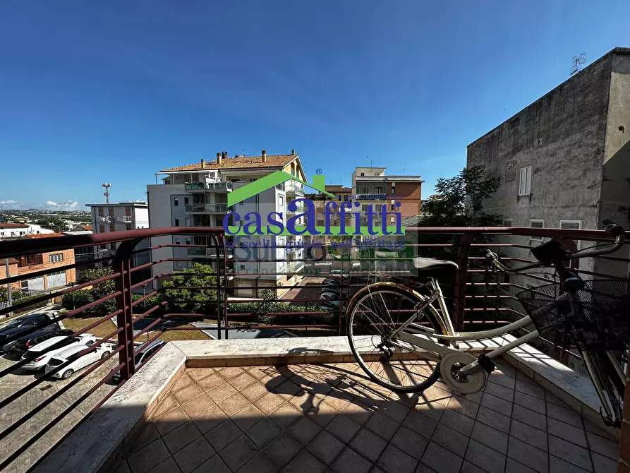 Immagine 11 di Appartamento in vendita  in Piazza Marconi a Chieti