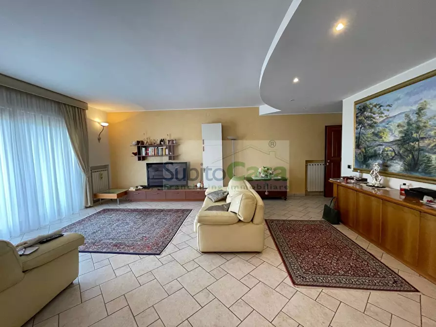 Immagine 3 di Appartamento in affitto  in via Fontevecchia a Chieti