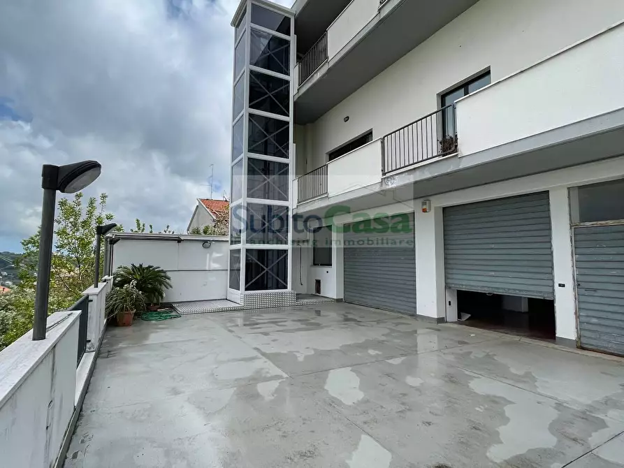 Immagine 21 di Appartamento in affitto  in via Fontevecchia a Chieti