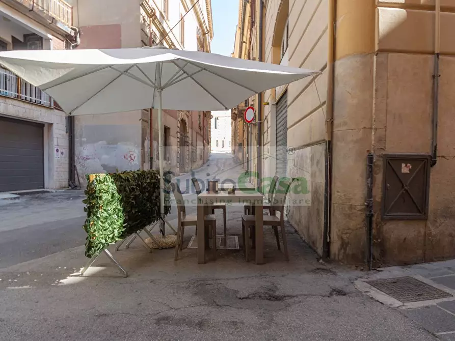 Immagine 15 di Attività commerciale in vendita  in Via Arcivescovado a Chieti