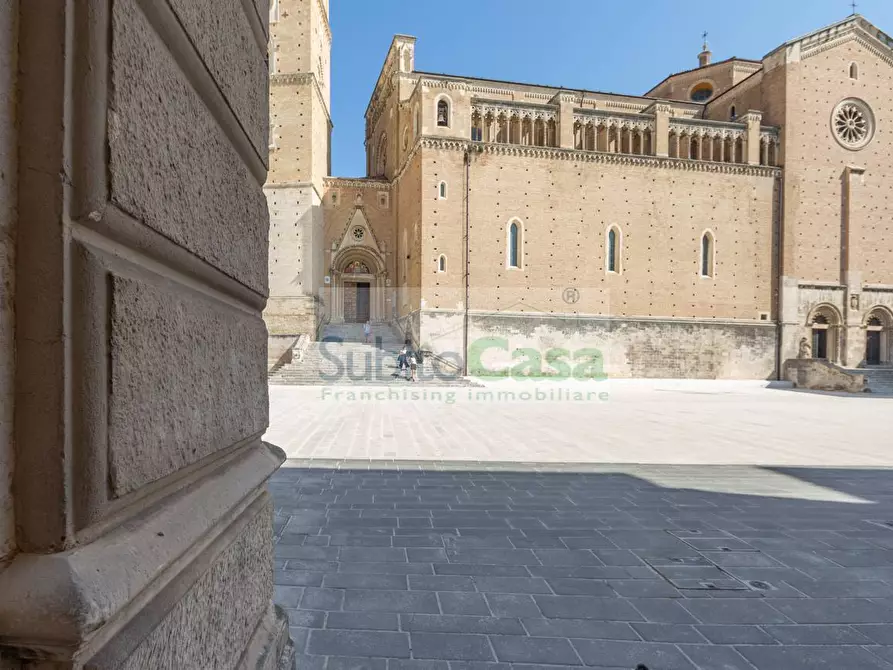 Immagine 20 di Attività commerciale in vendita  in Via Arcivescovado a Chieti