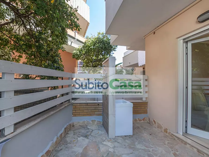 Immagine 17 di Appartamento in vendita  in Via Monte Corno a Francavilla Al Mare