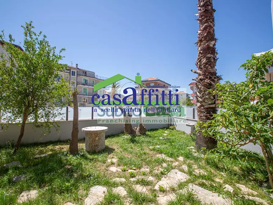 Immagine 12 di Appartamento in vendita  in Via Monte Corno a Francavilla Al Mare