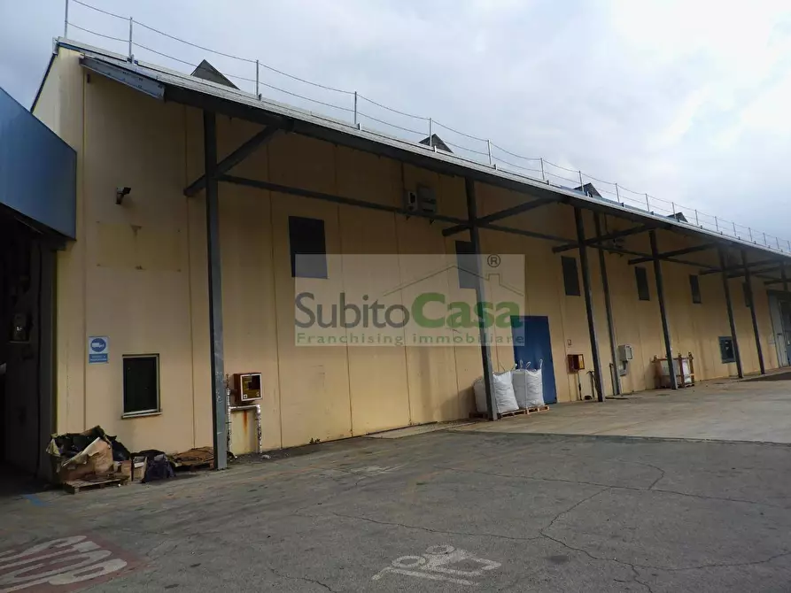 Immagine 8 di Capannone industriale in vendita  in Via Po a San Giovanni Teatino