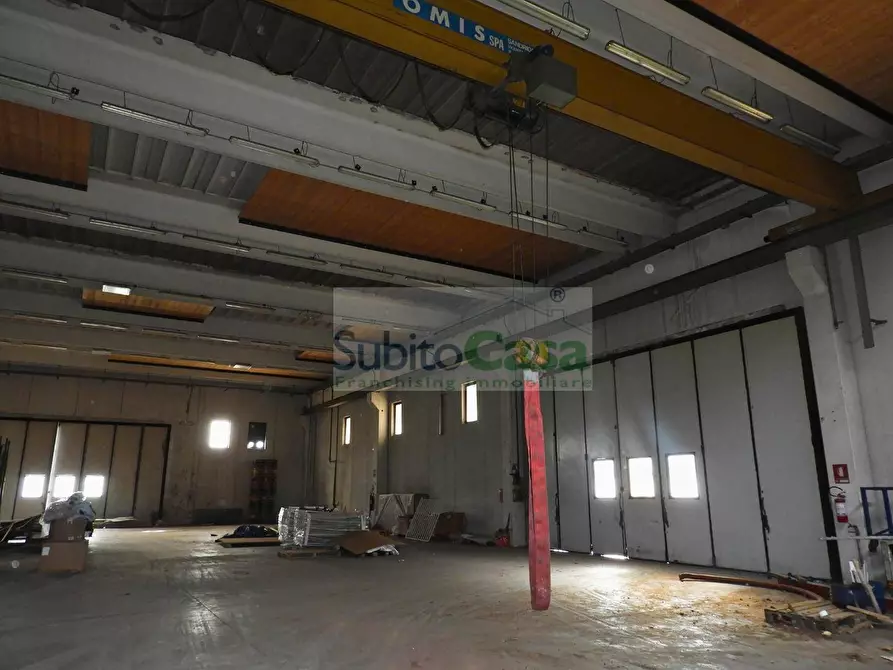 Immagine 4 di Capannone industriale in vendita  in Via Po a San Giovanni Teatino