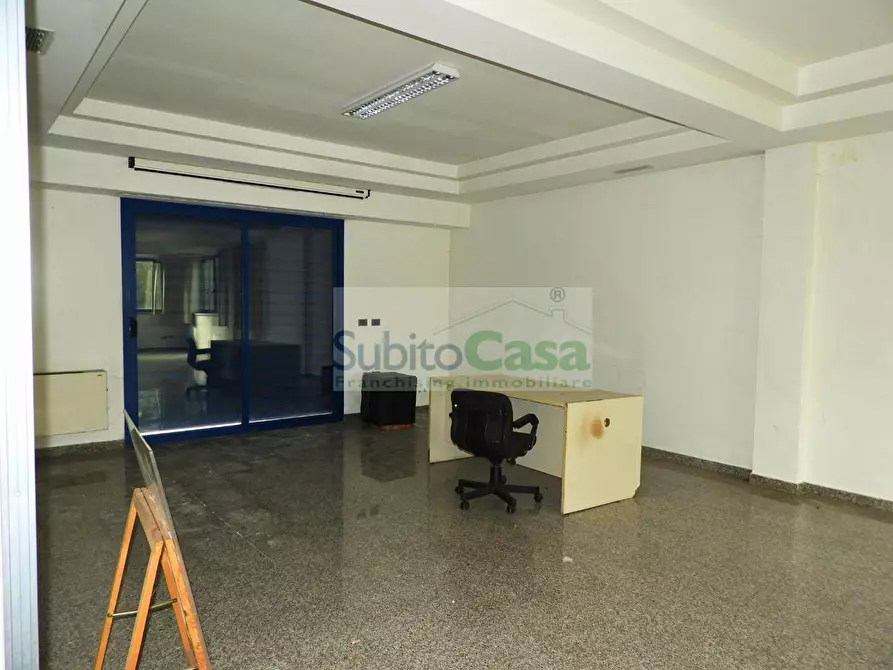 Immagine 16 di Capannone industriale in vendita  in Via Po a San Giovanni Teatino