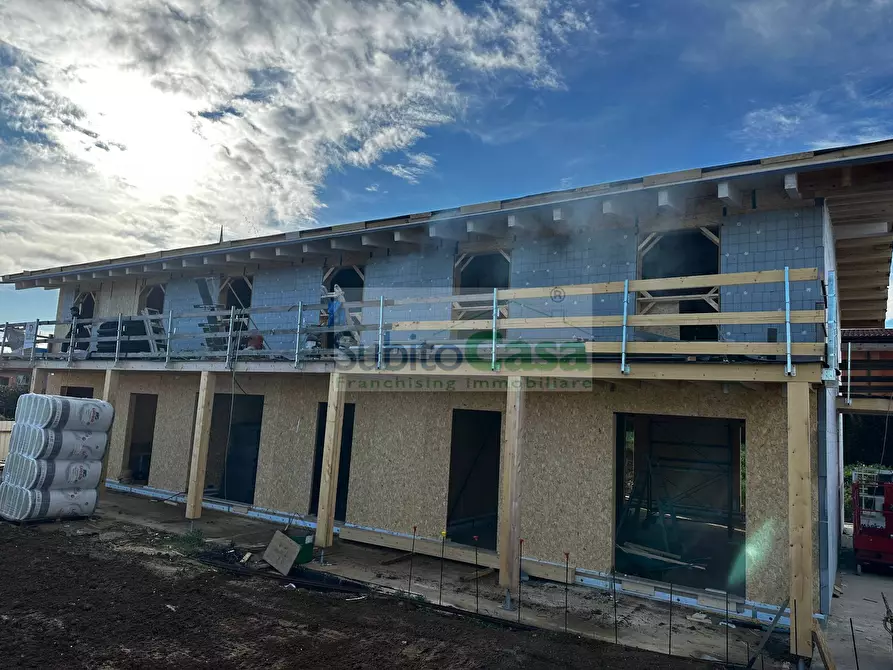 Immagine 9 di Villetta a schiera in vendita  in Via Degli Orti a Rosciano