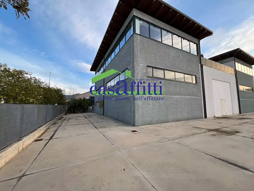 Immagine 5 di Capannone industriale in affitto  in Via Treviso a Chieti