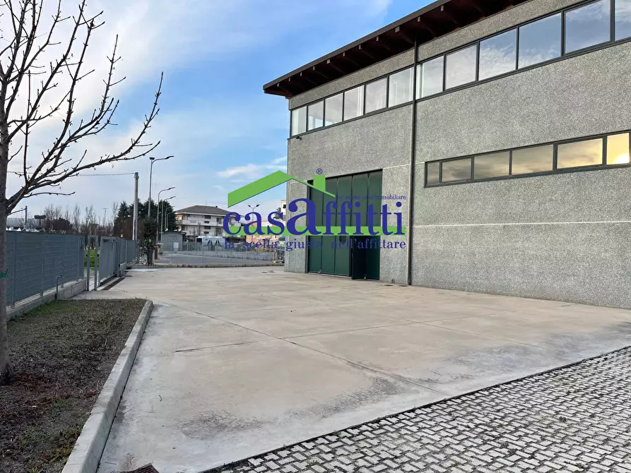 Immagine 2 di Capannone industriale in affitto  in Via Treviso a Chieti