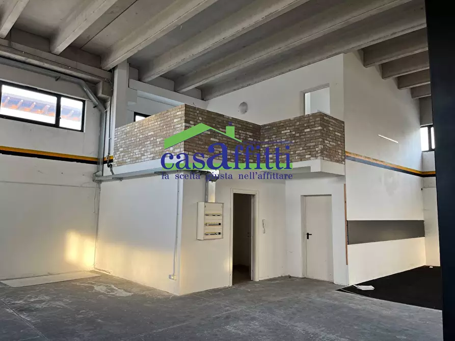 Immagine 7 di Capannone industriale in affitto  in Via Treviso a Chieti