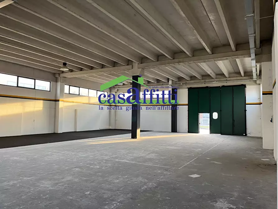 Immagine 8 di Capannone industriale in affitto  in Via Treviso a Chieti