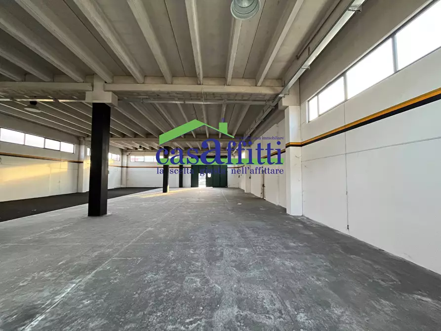 Immagine 9 di Capannone industriale in affitto  in Via Treviso a Chieti