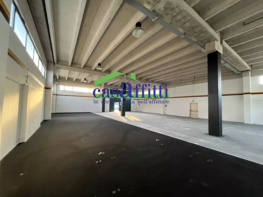 Immagine 10 di Capannone industriale in affitto  in Via Treviso a Chieti